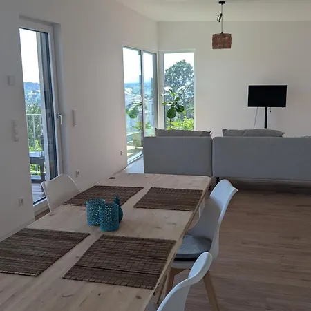 Modernes Hiloa Mit Toller Aussicht Und Workation-moeglichkeiten